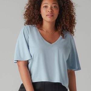 Vetta cropped flutter v-neck sky blue